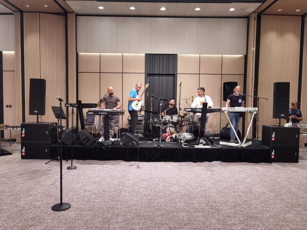 Prednosti iznajmljivanja ozvučenja u odnosu na kupovinu