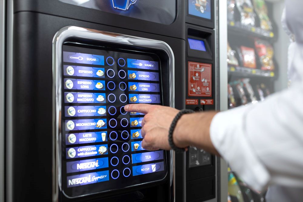 Vending automati u hibridnim kancelarijama - rešenje za tim koji nije svakog dana na okupu